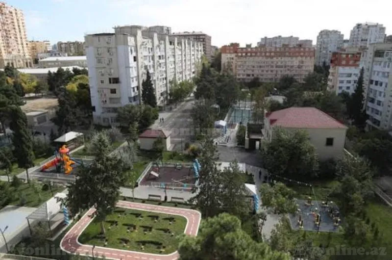 Satılır 4 otaqlı Mənzil Köhnə tikili 100 m² Əhmədli m. - şəkil 11