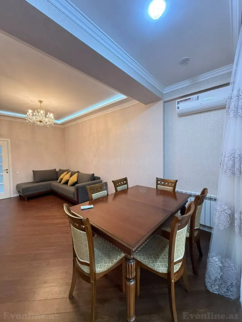 2 otaqlı Mənzil 93 m² Gənclik m. Satılır