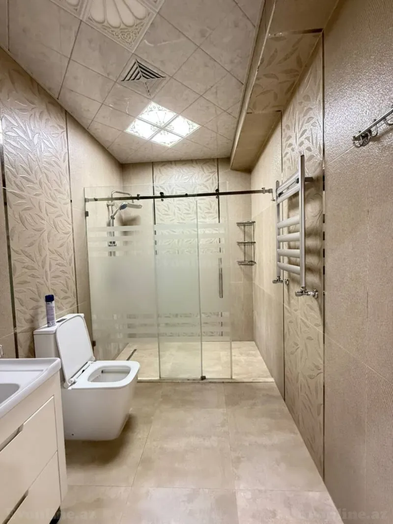 Satılır 2 otaqlı Mənzil Yeni tikili 93 m² Gənclik m. - şəkil 17