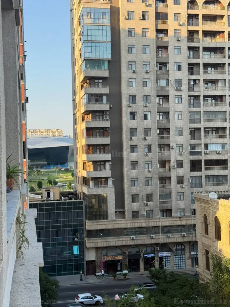 Satılır 2 otaqlı Mənzil Yeni tikili 93 m² Gənclik m. - şəkil 21