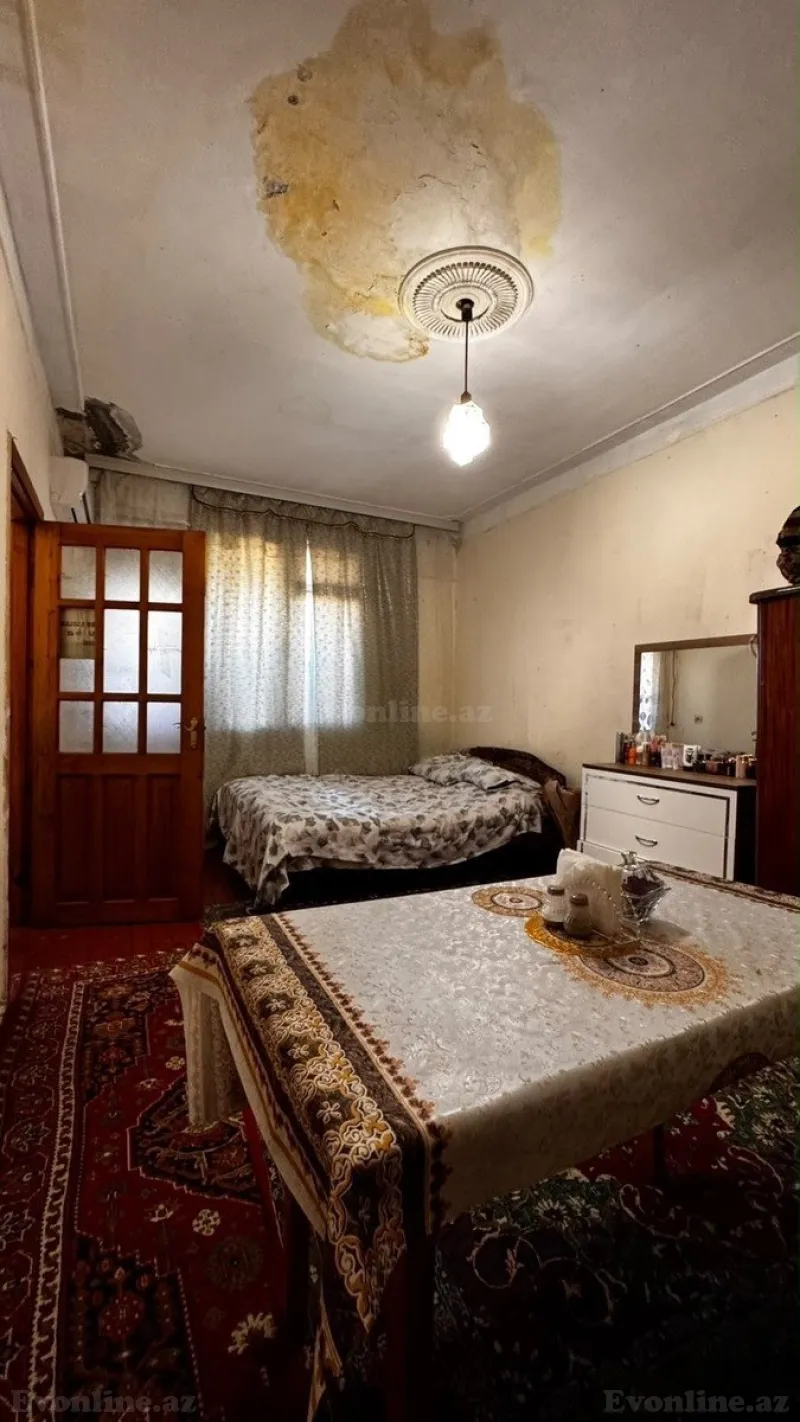 Kirayə verilir 1 otaqlı Mənzil Köhnə tikili 35 m² Memar Əcəmi m. - şəkil 3