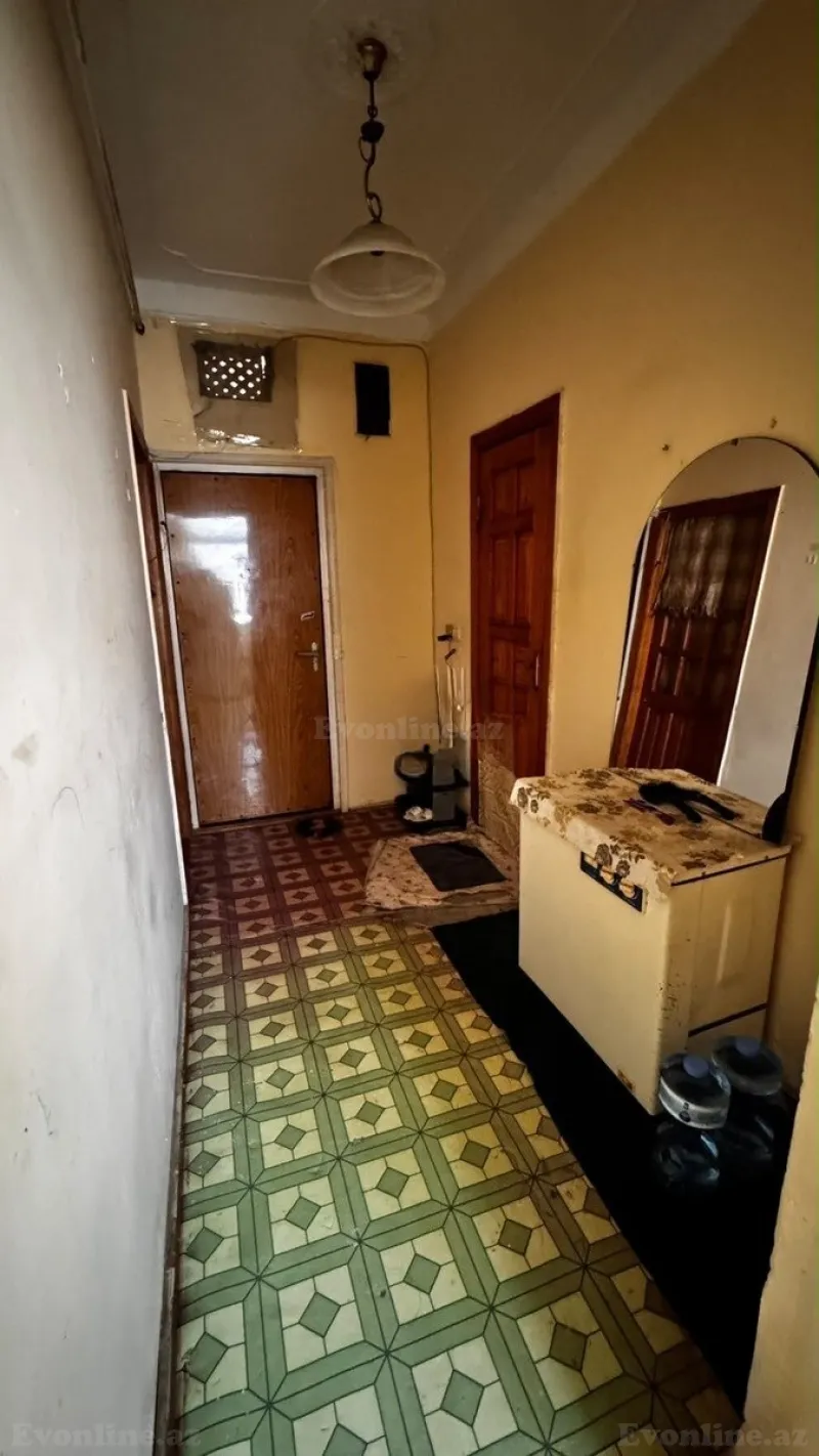 Kirayə verilir 1 otaqlı Mənzil Köhnə tikili 35 m² Memar Əcəmi m. - şəkil 4