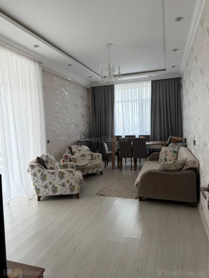 2 otaqlı Mənzil 90 m² 28 May m. Kirayə verilir