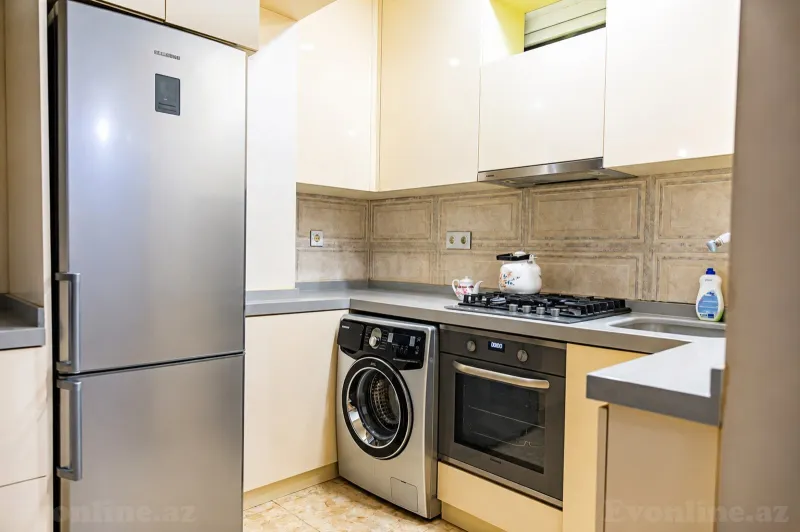 Kirayə verilir 4 otaqlı Mənzil Yeni tikili 100 m² 8 Noyabr m. - şəkil 10