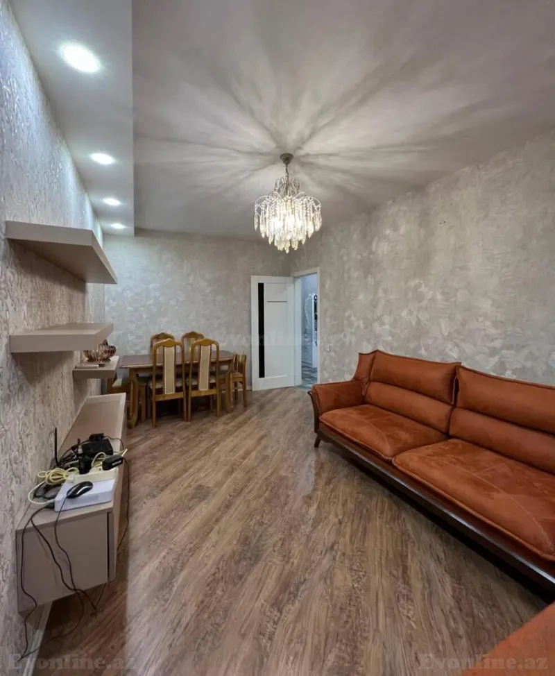 Satılır 2 otaqlı Mənzil Köhnə tikili 75 m² Memar Əcəmi m. - şəkil 3