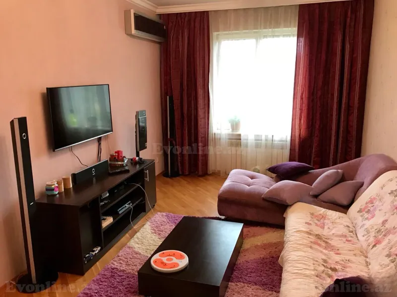 3 otaqlı Mənzil 65 m² Memar Əcəmi m. Satılır
