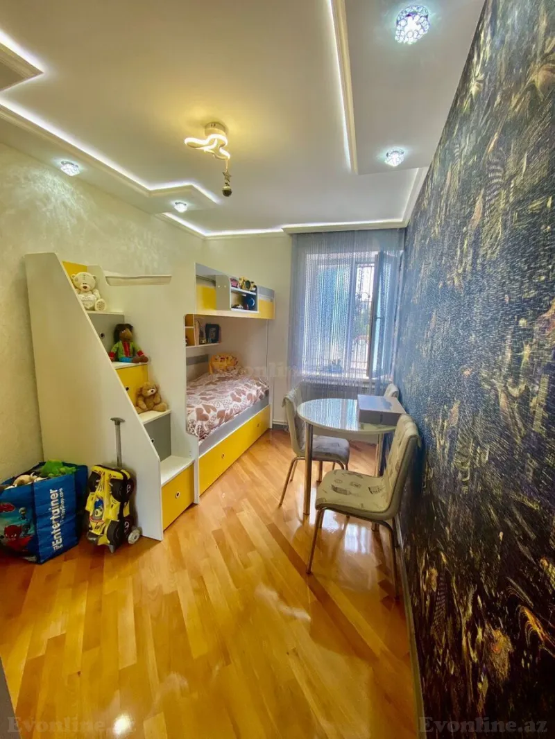 Satılır 3 otaqlı Mənzil Köhnə tikili 65 m² Memar Əcəmi m. - şəkil 3