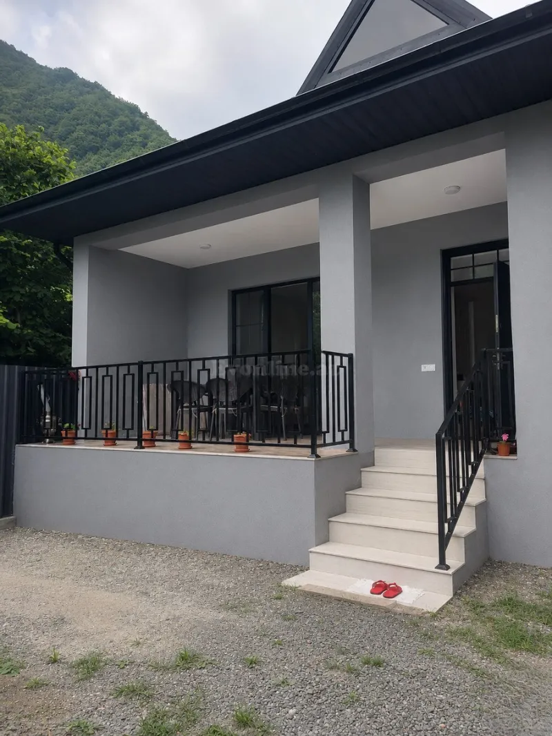 Kirayə verilir 3 otaqlı Həyət evi 80 m² Qax