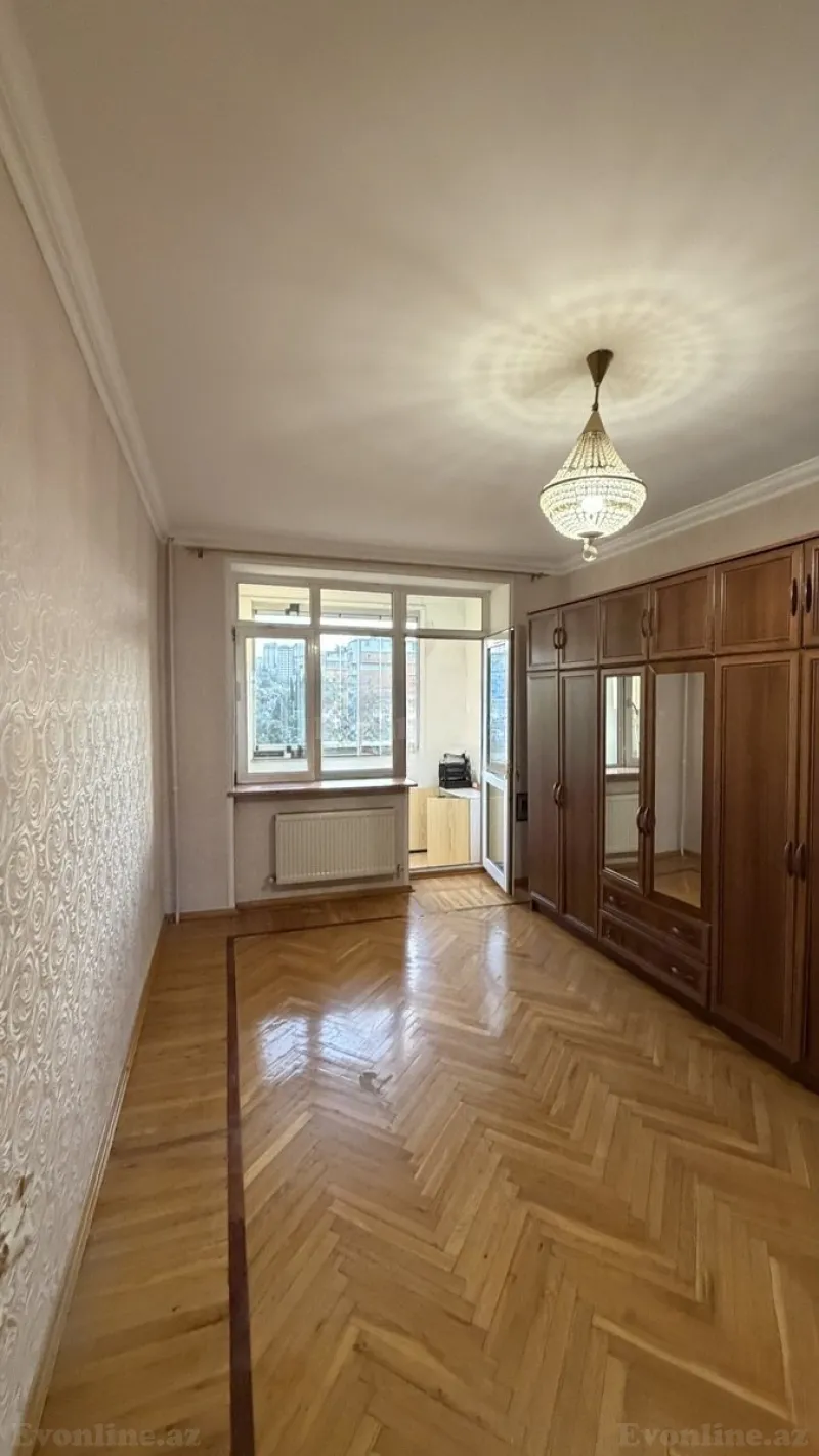 Satılır 2 otaqlı Mənzil Köhnə tikili 65 m² Bakıxanov - şəkil 6