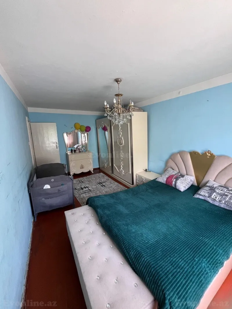 Satılır 3 otaqlı Mənzil Köhnə tikili 70 m² Neftçilər m. - şəkil 3