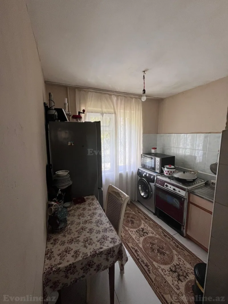Satılır 3 otaqlı Mənzil Köhnə tikili 70 m² Neftçilər m. - şəkil 4