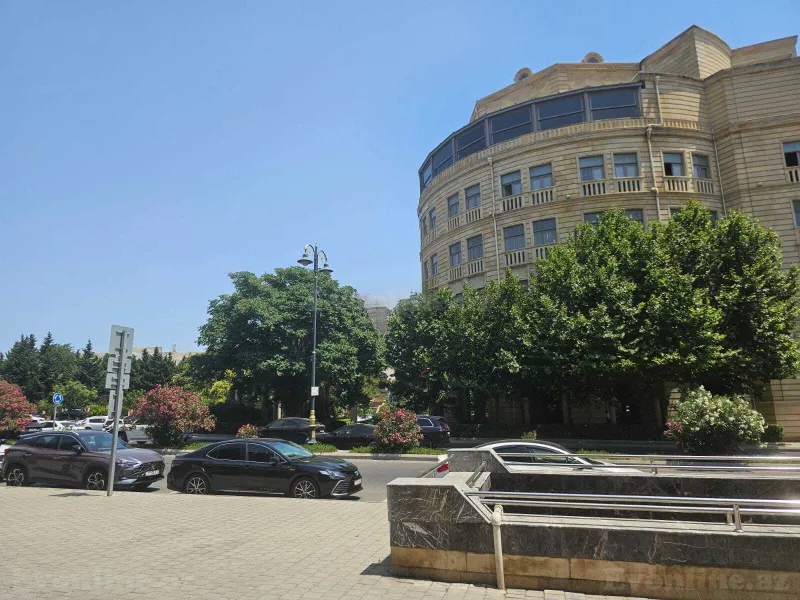 Satılır Obyekt 35 m² Nəsimi r. - şəkil 2