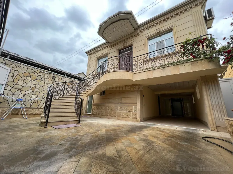 6 otaqlı Həyət evi 300 m² Əhmədli m. Satılır