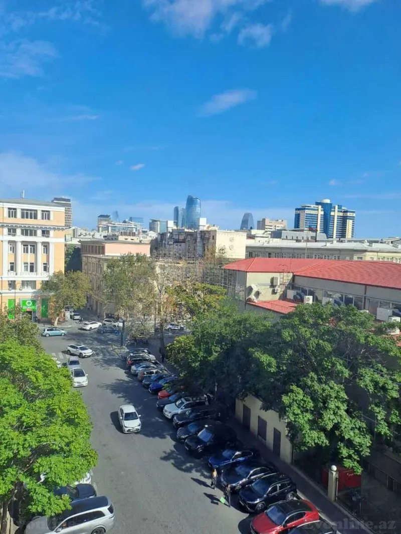 Kirayə verilir 3 otaqlı Mənzil Yeni tikili 180 m² Sahil m. - şəkil 4