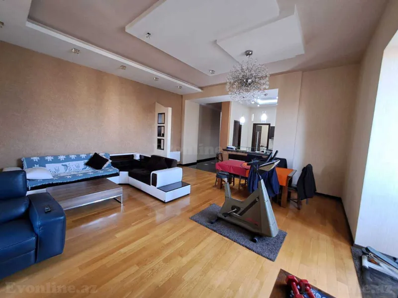 Kirayə verilir 3 otaqlı Mənzil Yeni tikili 180 m² Sahil m. - şəkil 9