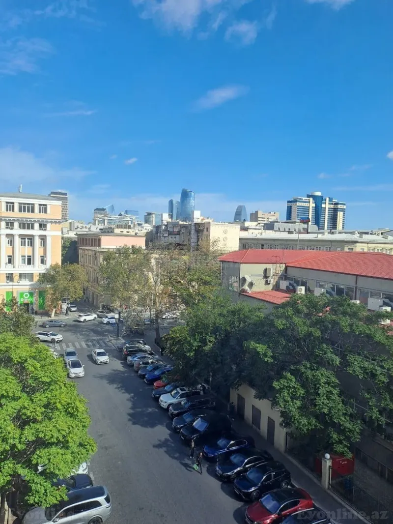 Kirayə verilir 3 otaqlı Mənzil Yeni tikili 180 m² Sahil m. - şəkil 10