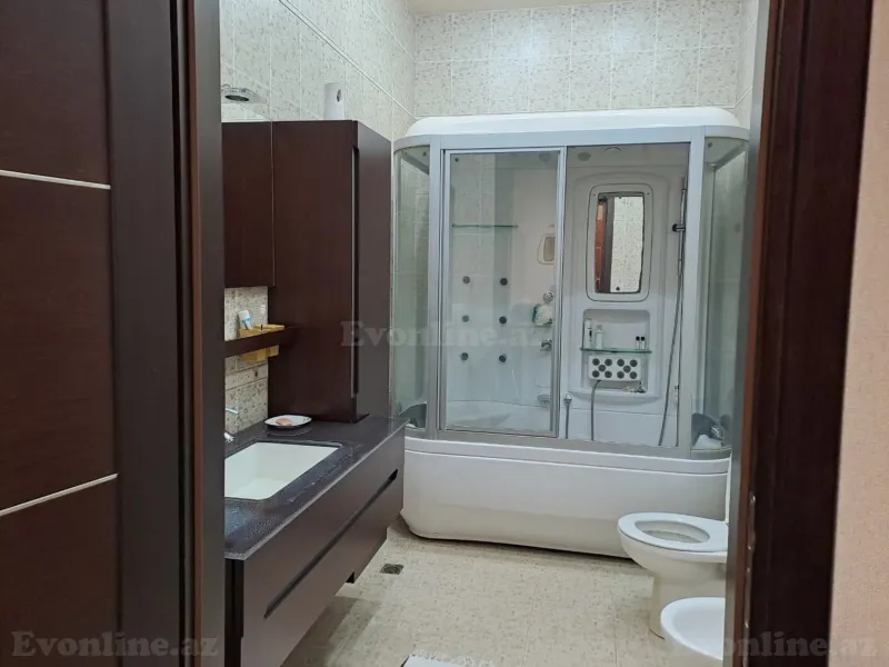 Kirayə verilir 3 otaqlı Mənzil Yeni tikili 180 m² Sahil m. - şəkil 25