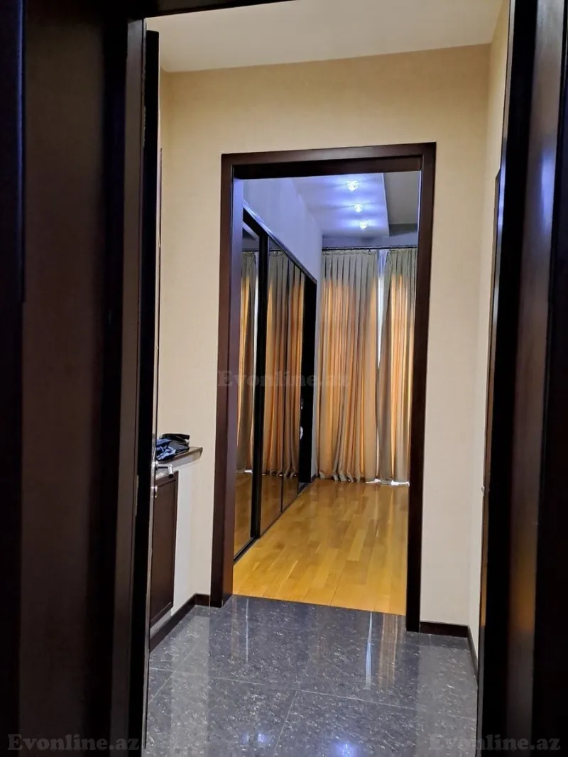 Kirayə verilir 3 otaqlı Mənzil Yeni tikili 180 m² Sahil m. - şəkil 26