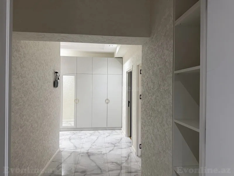 Kirayə verilir 3 otaqlı Mənzil Yeni tikili 130 m² Qara Qarayev m. - şəkil 2