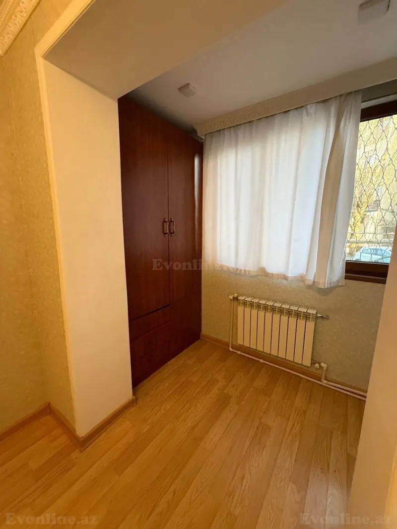 Kirayə verilir 2 otaqlı Mənzil Köhnə tikili 50 m² Memar Əcəmi m. - şəkil 4