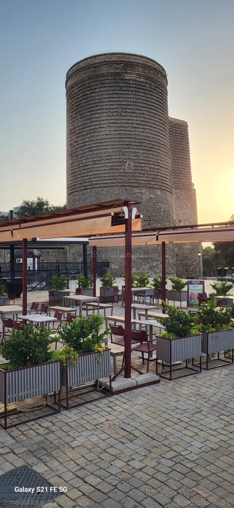 Satılır 3 otaqlı Mənzil Köhnə tikili 60 m² Səbail r. - şəkil 7