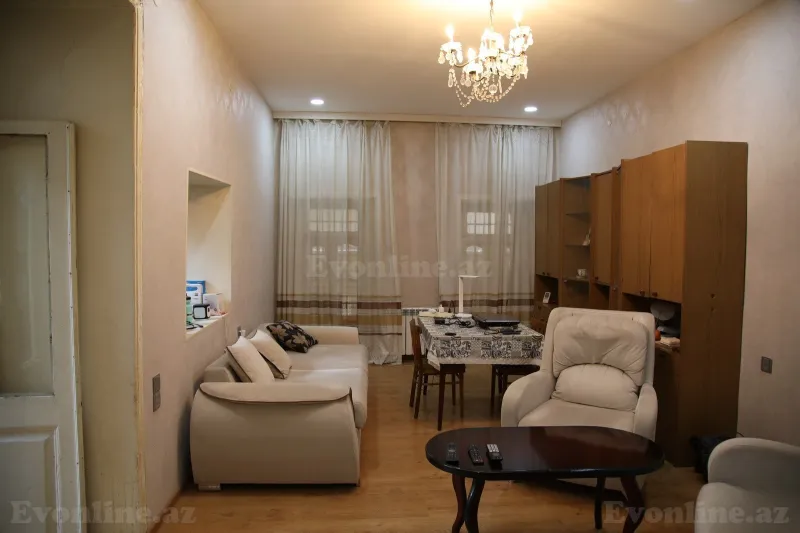 Satılır 3 otaqlı Mənzil Köhnə tikili 60 m² Səbail r. - şəkil 11