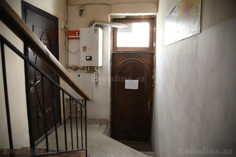 Satılır 3 otaqlı Mənzil Köhnə tikili 60 m² Səbail r. - şəkil 17