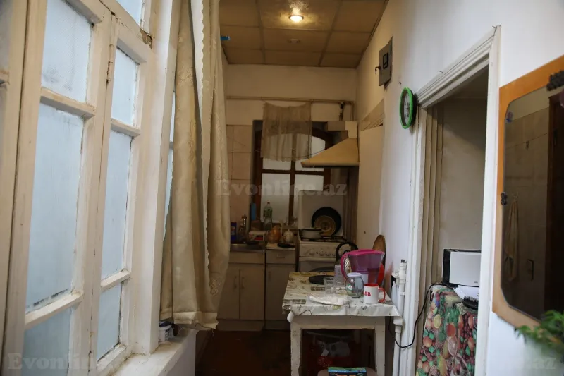 Satılır 3 otaqlı Mənzil Köhnə tikili 60 m² Səbail r. - şəkil 20
