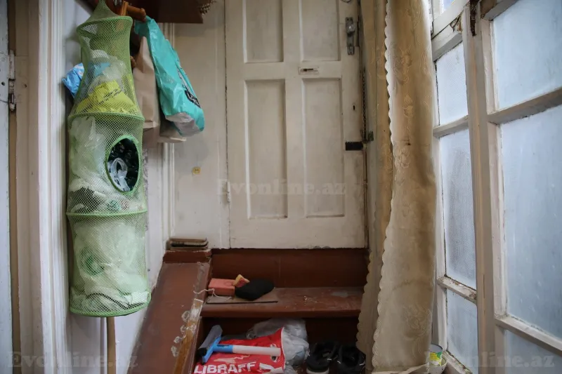 Satılır 3 otaqlı Mənzil Köhnə tikili 60 m² Səbail r. - şəkil 22