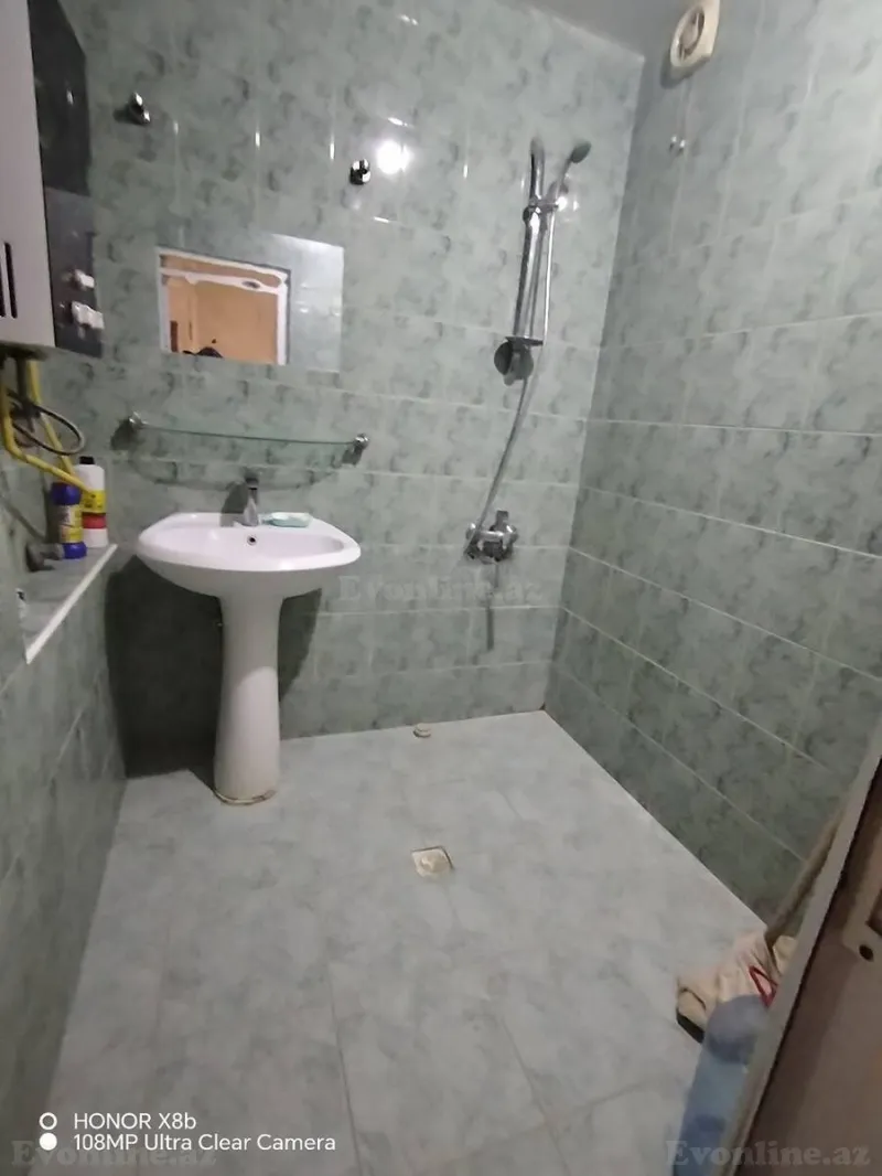 Kirayə verilir 3 otaqlı Mənzil Köhnə tikili 75 m² Memar Əcəmi m. - şəkil 9