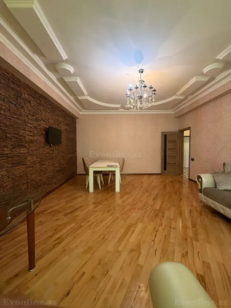 Satılır 2 otaqlı Mənzil Yeni tikili 90 m² Memar Əcəmi m. - şəkil 4