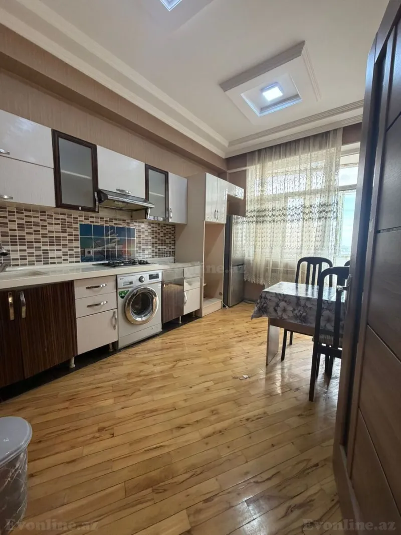 Satılır 2 otaqlı Mənzil Yeni tikili 90 m² Memar Əcəmi m. - şəkil 6