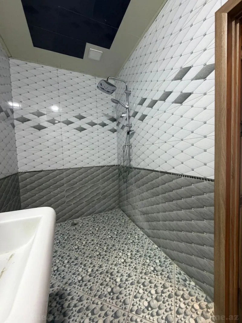Satılır 2 otaqlı Mənzil Yeni tikili 90 m² Memar Əcəmi m. - şəkil 8