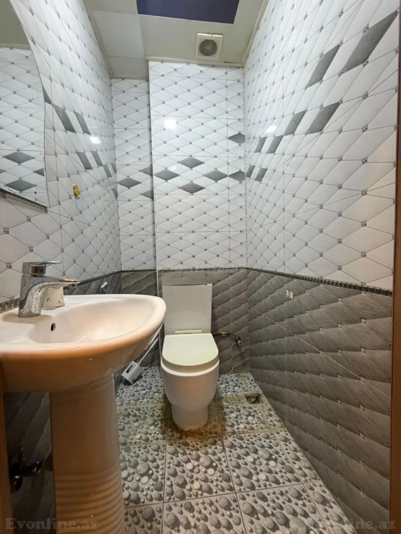 Satılır 2 otaqlı Mənzil Yeni tikili 90 m² Memar Əcəmi m. - şəkil 10