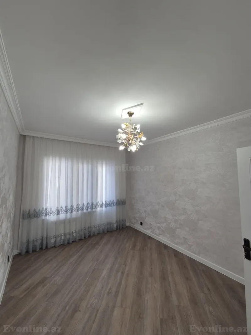 3 otaqlı Mənzil 90 m² 9-cu mikrorayon Satılır