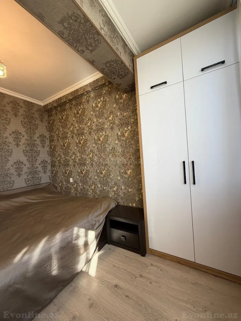 Satılır 2 otaqlı Mənzil Köhnə tikili 45 m² Bakıxanov - şəkil 23