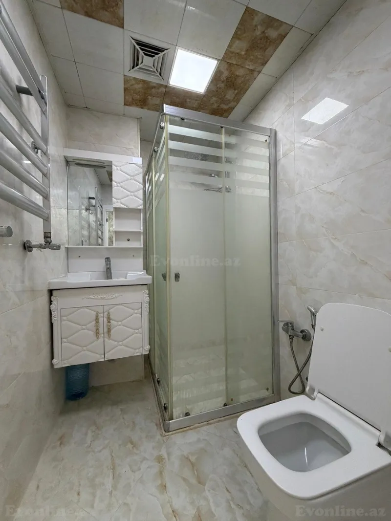 Satılır 2 otaqlı Mənzil Köhnə tikili 45 m² Bakıxanov - şəkil 24