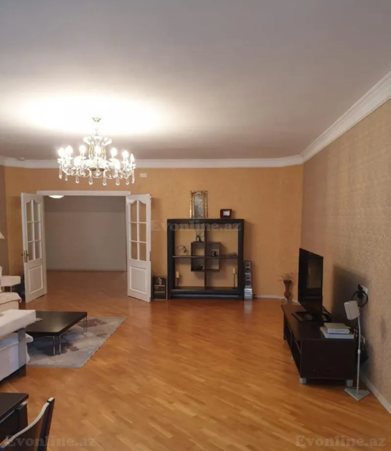 Kirayə verilir 3 otaqlı Mənzil Yeni tikili 140 m² Nizami m. - şəkil 3