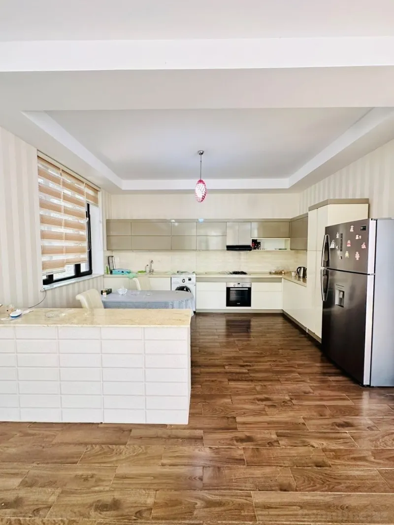 Kirayə verilir 5 otaqlı Həyət evi 350 m² Bilgəh - şəkil 4