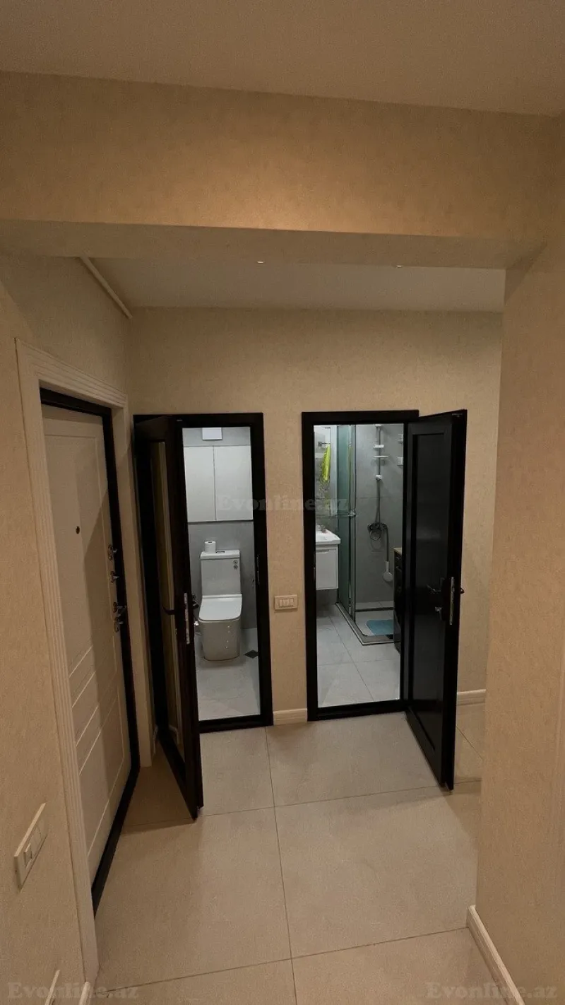 Kirayə verilir 2 otaqlı Mənzil Köhnə tikili 55 m² Xalqlar Dostluğu m. - şəkil 13