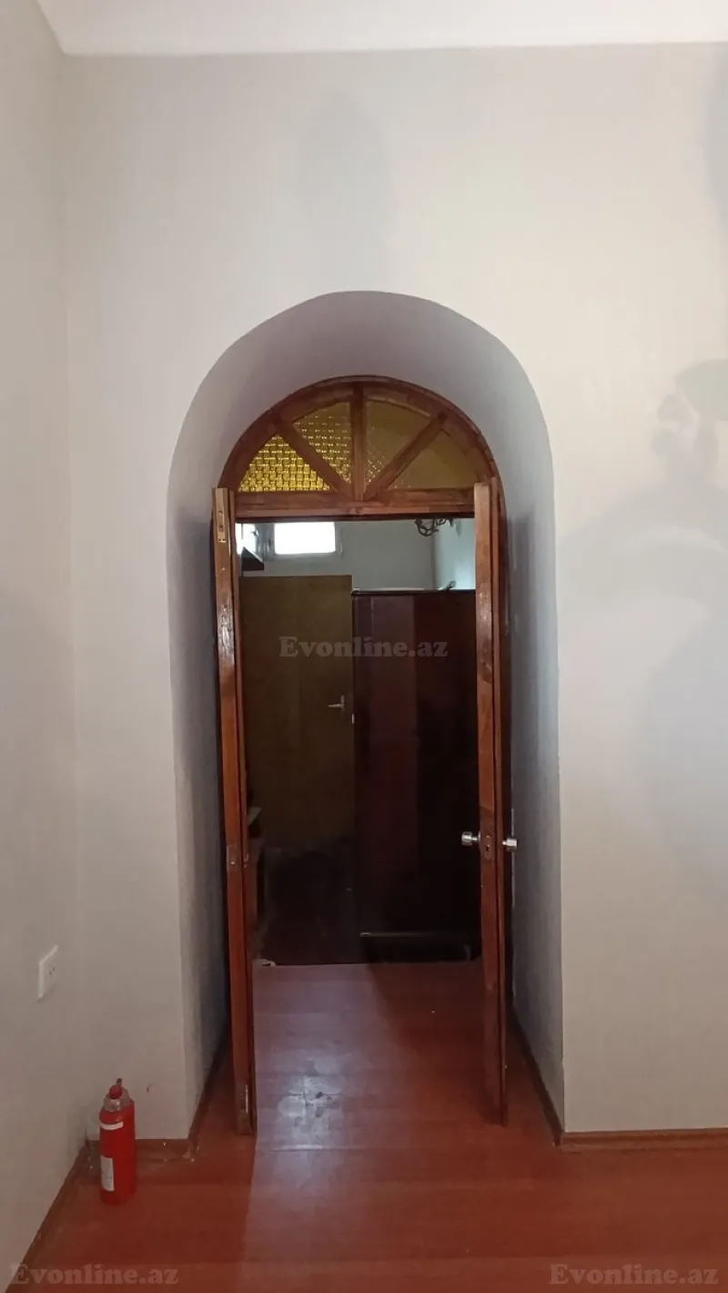 Satılır 6 otaqlı Mənzil Köhnə tikili 185 m² Nizami m. - şəkil 16