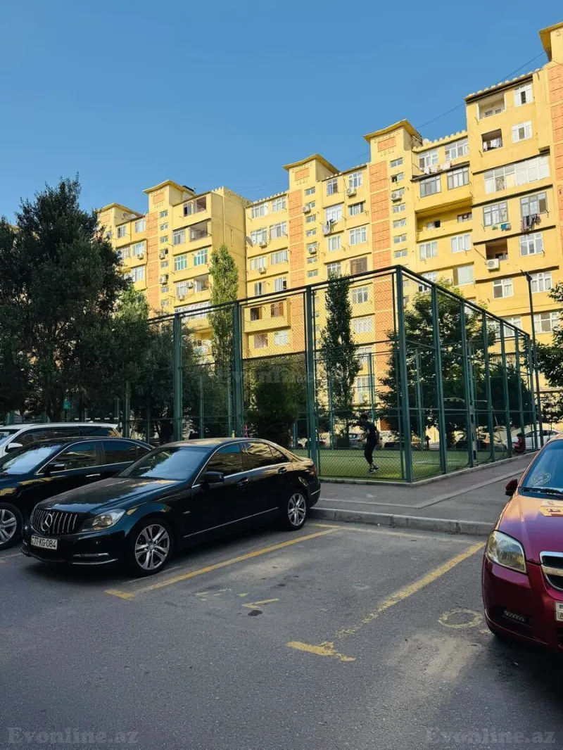 Satılır 3 otaqlı Mənzil Köhnə tikili 90 m² Yeni Yasamal - şəkil 2