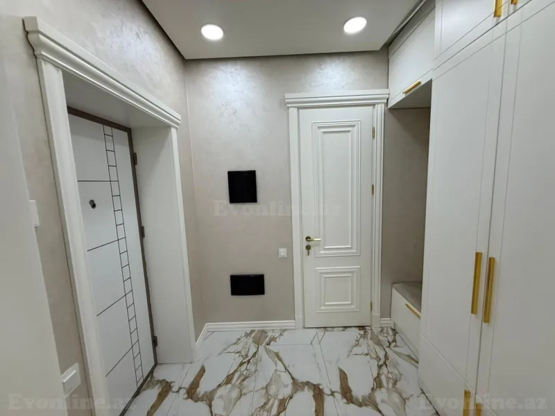 Kirayə verilir 4 otaqlı Mənzil Yeni tikili 150 m² 8 Noyabr m. - şəkil 9