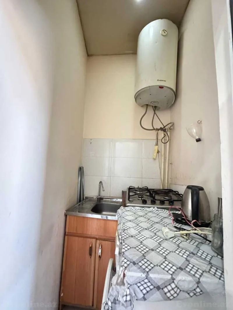 Kirayə verilir 2 otaqlı Mənzil Köhnə tikili 40 m² Sahil m. - şəkil 4