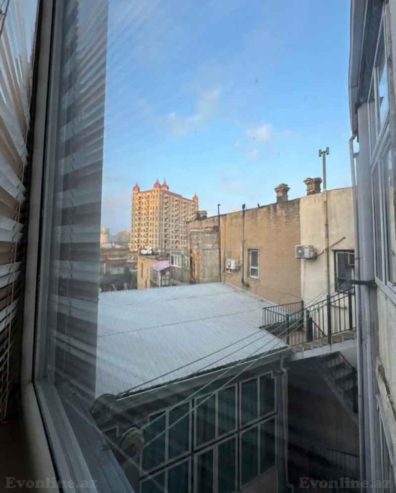 Kirayə verilir 2 otaqlı Mənzil Köhnə tikili 40 m² Sahil m. - şəkil 12