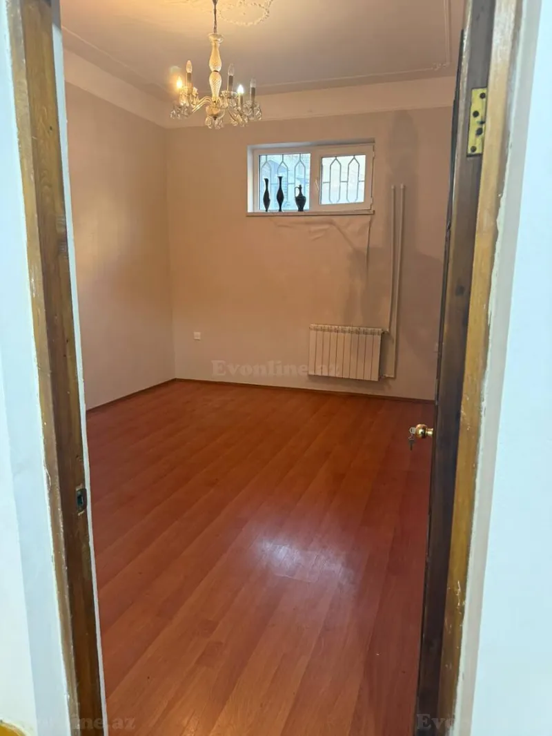 Satılır 4 otaqlı Mənzil Köhnə tikili 141 m² Nizami m. - şəkil 8