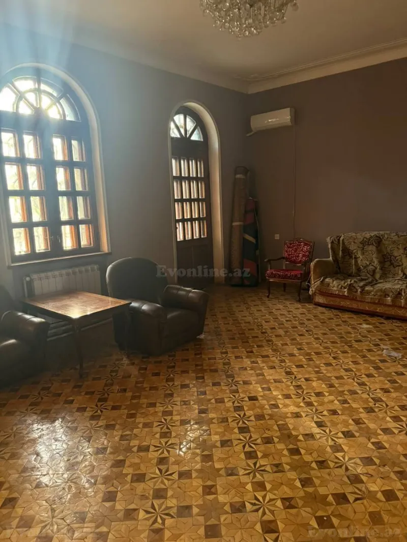 Satılır 4 otaqlı Mənzil Köhnə tikili 141 m² Nizami m. - şəkil 21