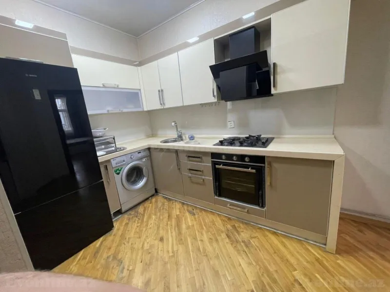 Kirayə verilir 3 otaqlı Mənzil Yeni tikili 90 m² Neftçilər m. - şəkil 7