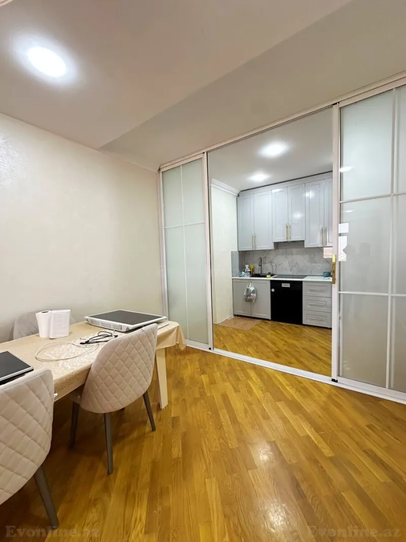 Satılır 3 otaqlı Mənzil Yeni tikili 108 m² Yasamal r. - şəkil 6