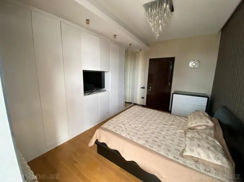 Kirayə verilir 4 otaqlı Mənzil Yeni tikili 180 m² Xətai r. - şəkil 6